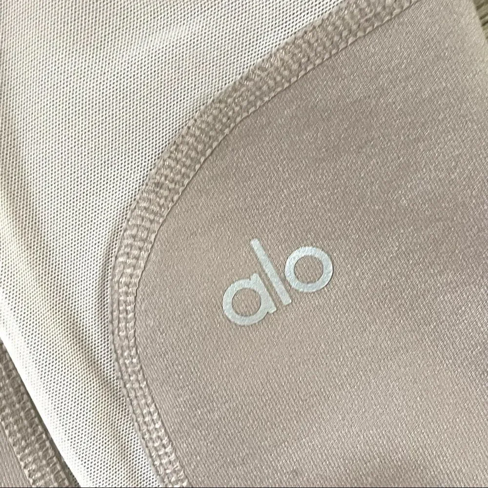 ALO Yoga alo yoga
